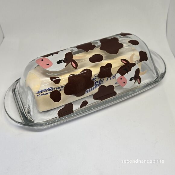 Glass Butter Dish with Lid: Stylish Cow Design Pastoral Print - Picture 5 of 6